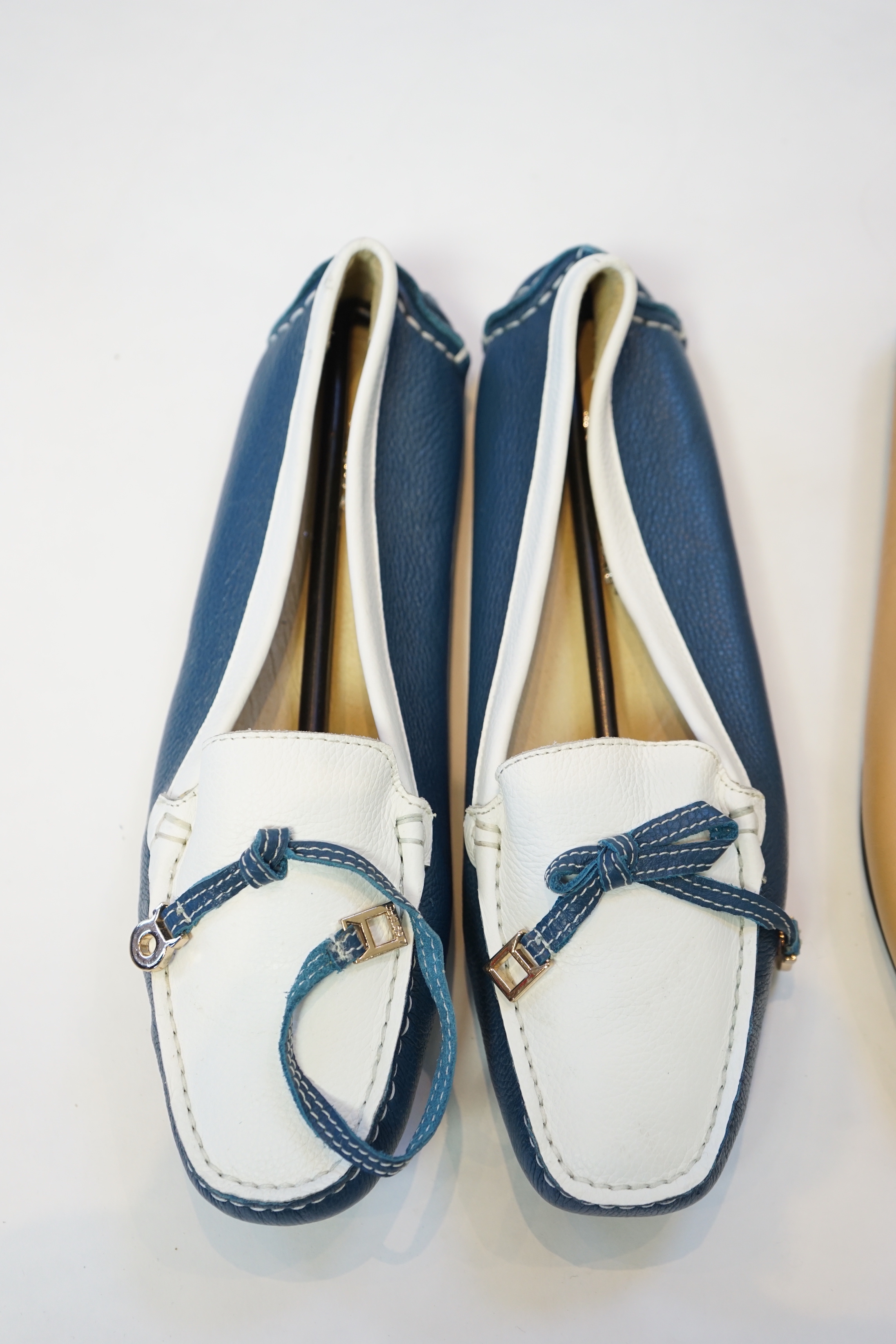 Three pairs of Salvatore Ferragamo flat lady's shoes, size EU 40/41